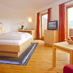 Tirol 4sterne Superior Hotell 4*