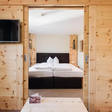 Tirol 4sterne Superior Hotel Fiss