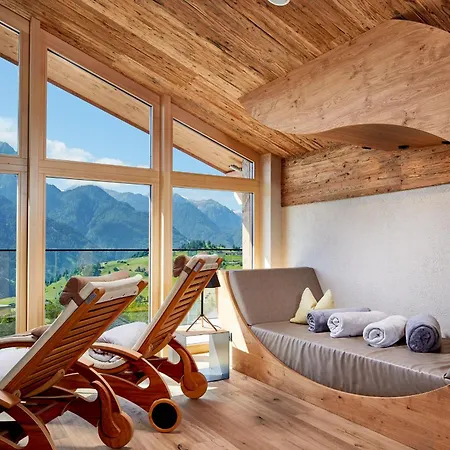 Tirol 4sterne Superior Hotel Fiss