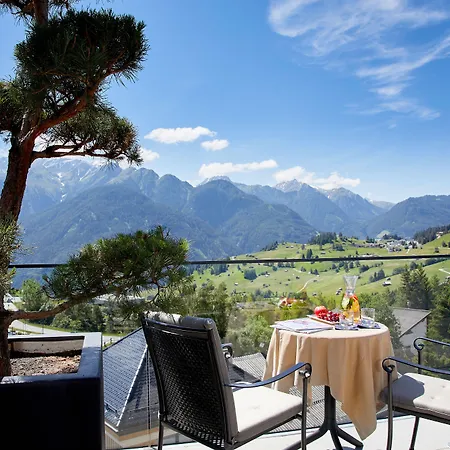 Hotel Tirol 4*