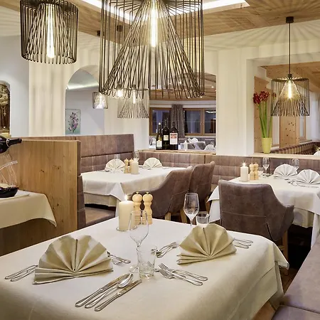 Tirol 4sterne Superior Hotel 4*