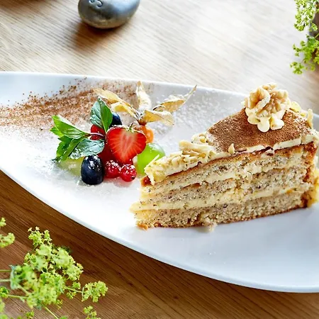 Hotel Tirol 4sterne Superior Fiss