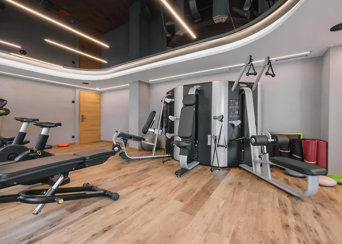 ホテル Tirol 4sterne Superior 4*