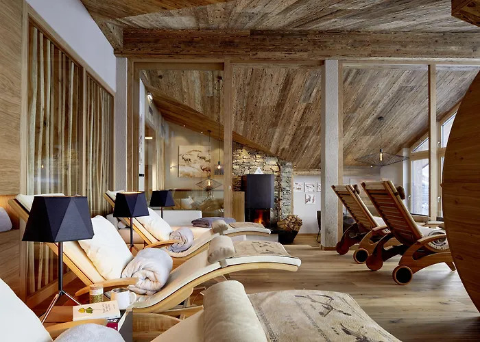 Tirol 4sterne Superior 4* フィス