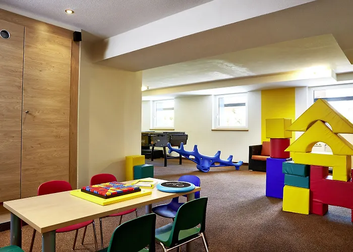 Tirol 4sterne Superior フィス