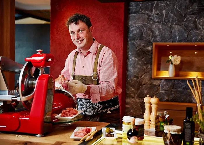 Tirol 4sterne Superior フィス